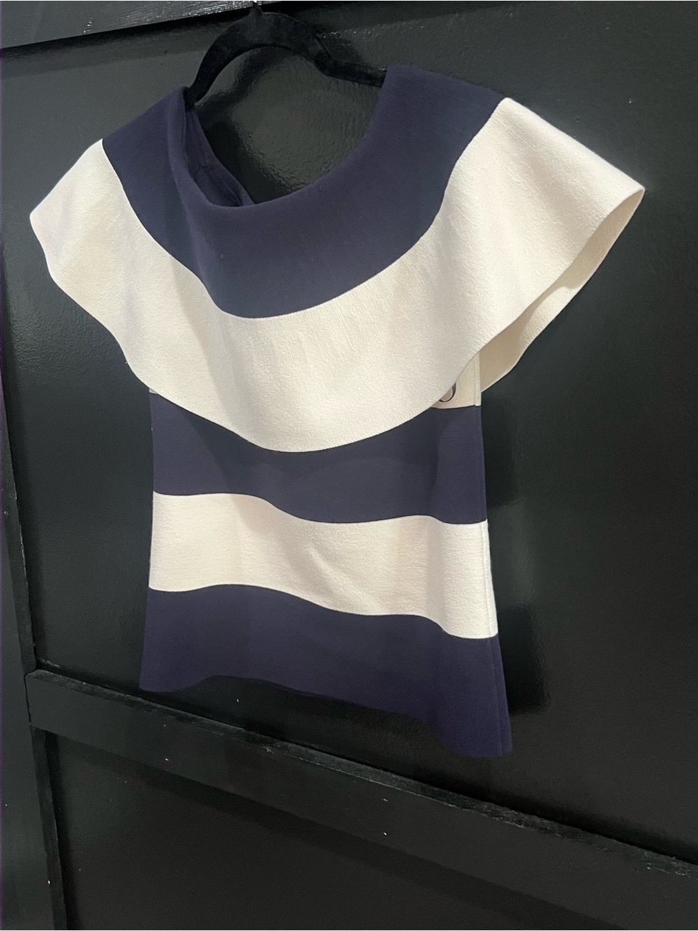 Ann Tyalor Stunning Navy and White Striped Off-Shoulder Two Piece Set - Picture 4 of 8